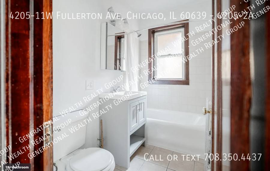 Apartment for rent at 4205-11W Fullerton Ave #2A, Chicago, IL 60639