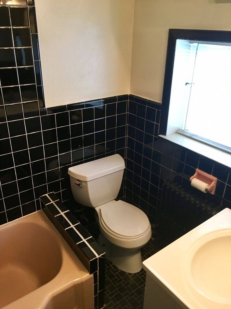 Apartment for rent at 2009 Pine St, Philadelphia, PA 19103