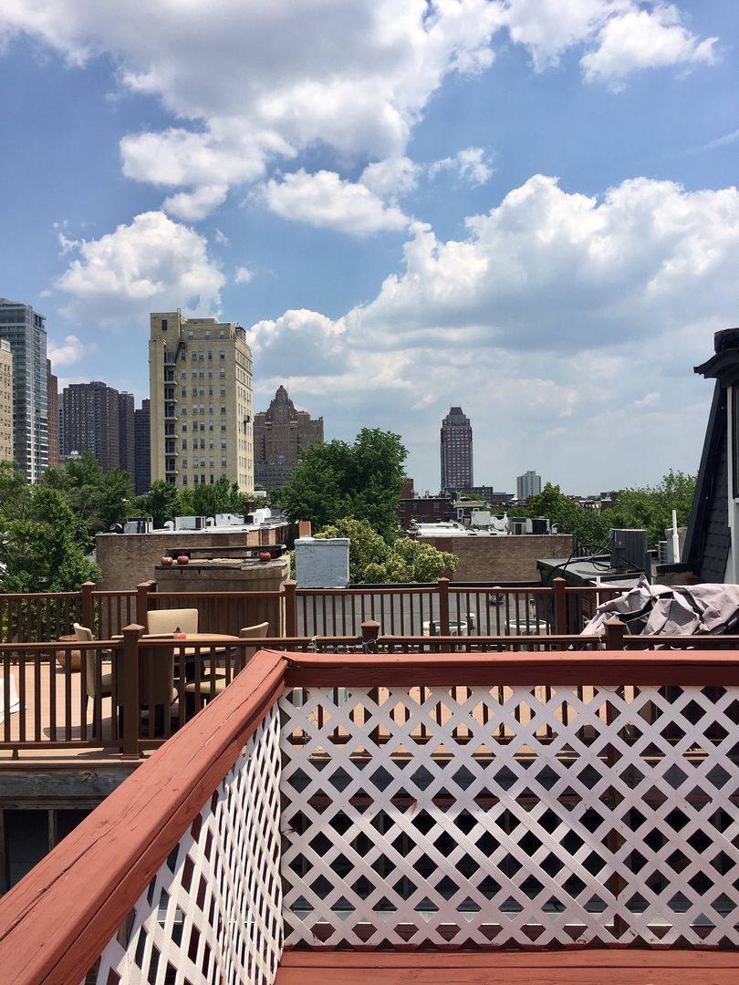 Apartment for rent at 2009 Pine St, Philadelphia, PA 19103
