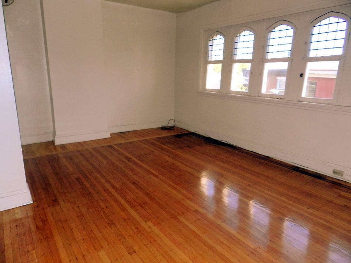 Apartment for rent at 2009 Pine St, Philadelphia, PA 19103