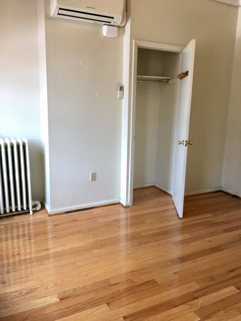 Apartment for rent at 2009 Pine St, Philadelphia, PA 19103
