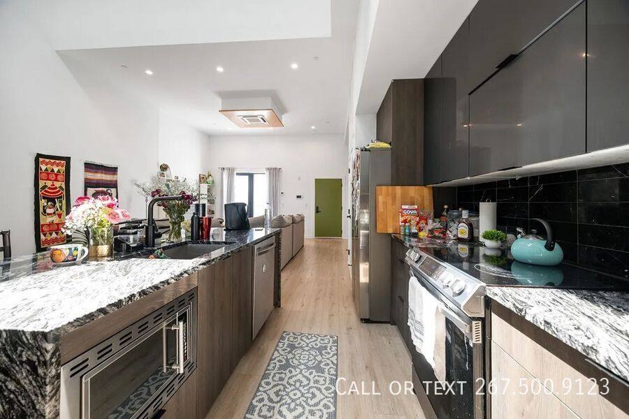 Apartment for rent at 1306 N Front St #4F, Philadelphia, PA 19122