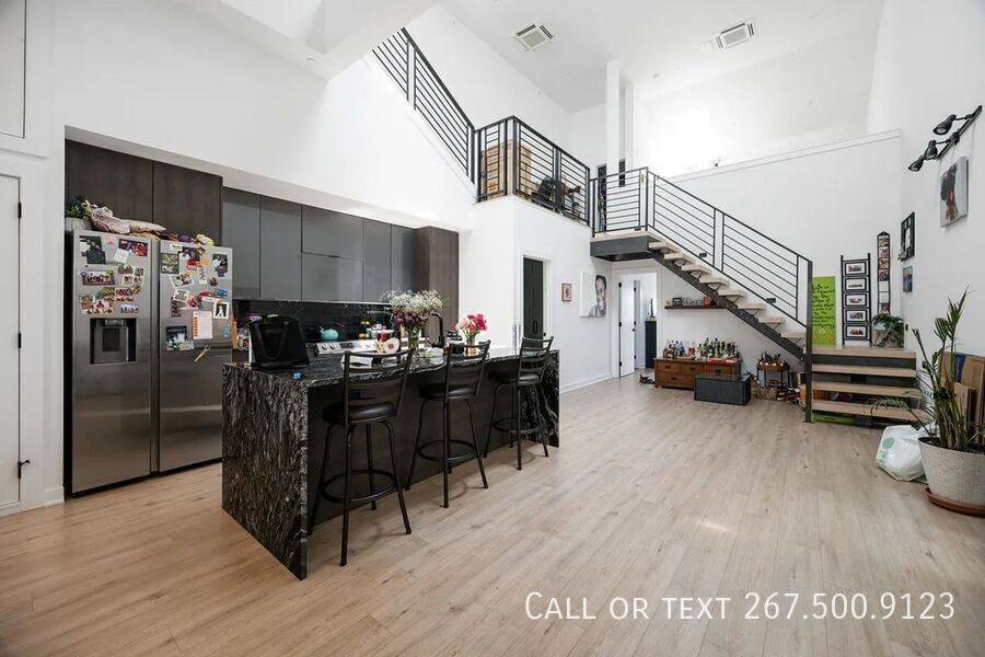 Apartment for rent at 1306 N Front St #4F, Philadelphia, PA 19122
