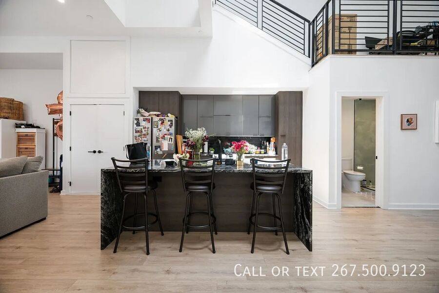 Apartment for rent at 1306 N Front St #4F, Philadelphia, PA 19122