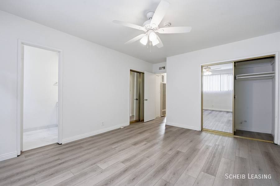 Apartment for rent at 426 S Rexford Dr #4, Beverly Hills, CA 90212