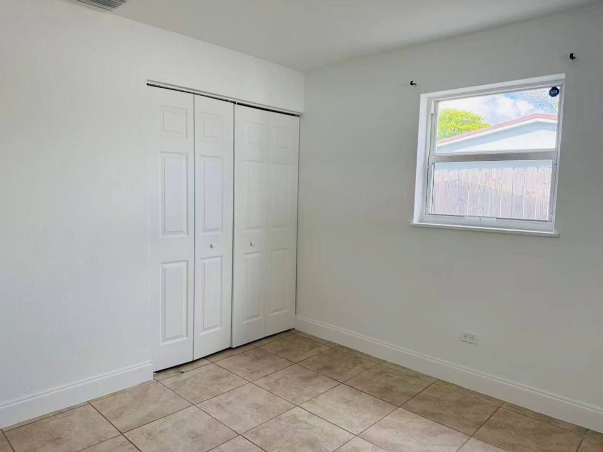 House for rent at 6250 SW 39th St, Fort Lauderdale, FL 33314