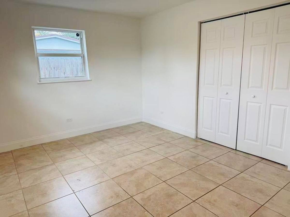 House for rent at 6250 SW 39th St, Fort Lauderdale, FL 33314