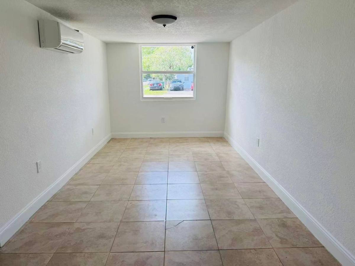 House for rent at 6250 SW 39th St, Fort Lauderdale, FL 33314