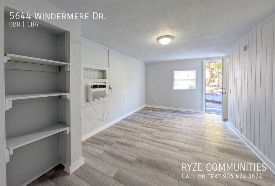 Apartment for rent at 5644 Windermere Dr, Jacksonville, FL 32211