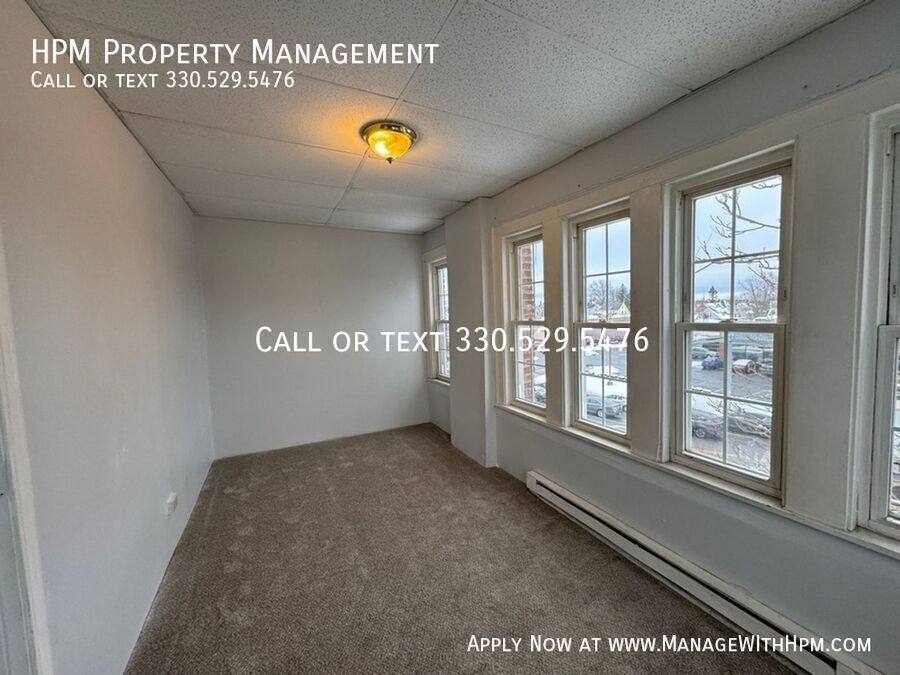 Apartment for rent at 2237 Tusc St W #7, Canton, OH 44708