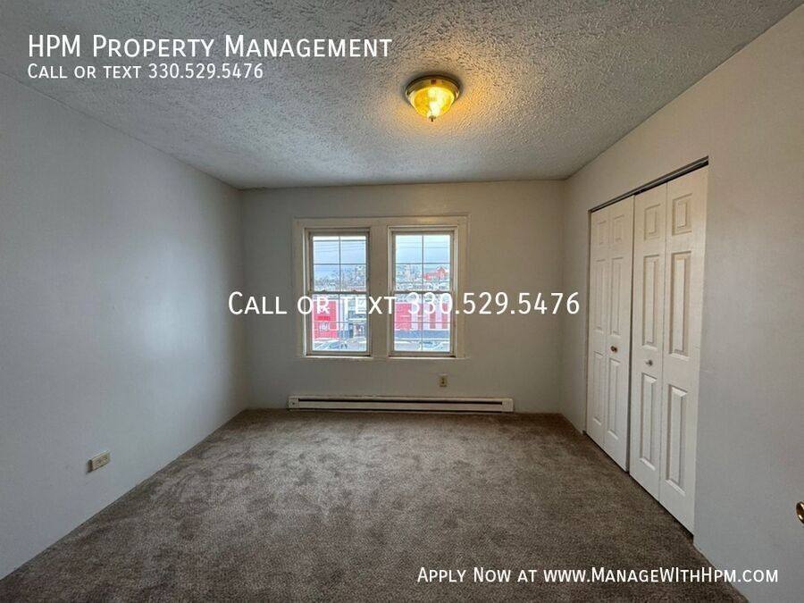 Apartment for rent at 2237 Tusc St W #7, Canton, OH 44708