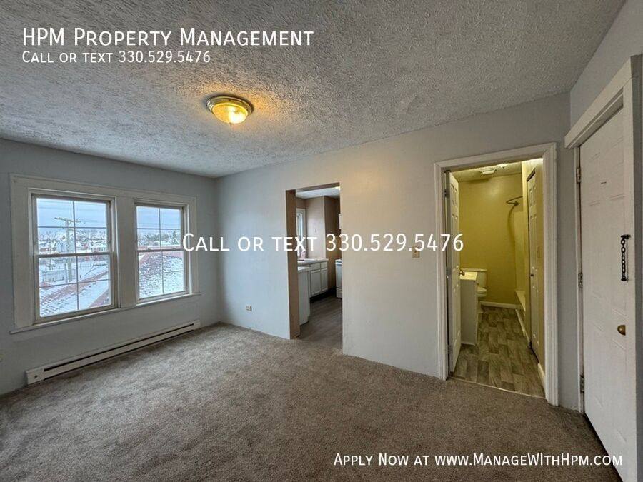 Apartment for rent at 2237 Tusc St W #7, Canton, OH 44708