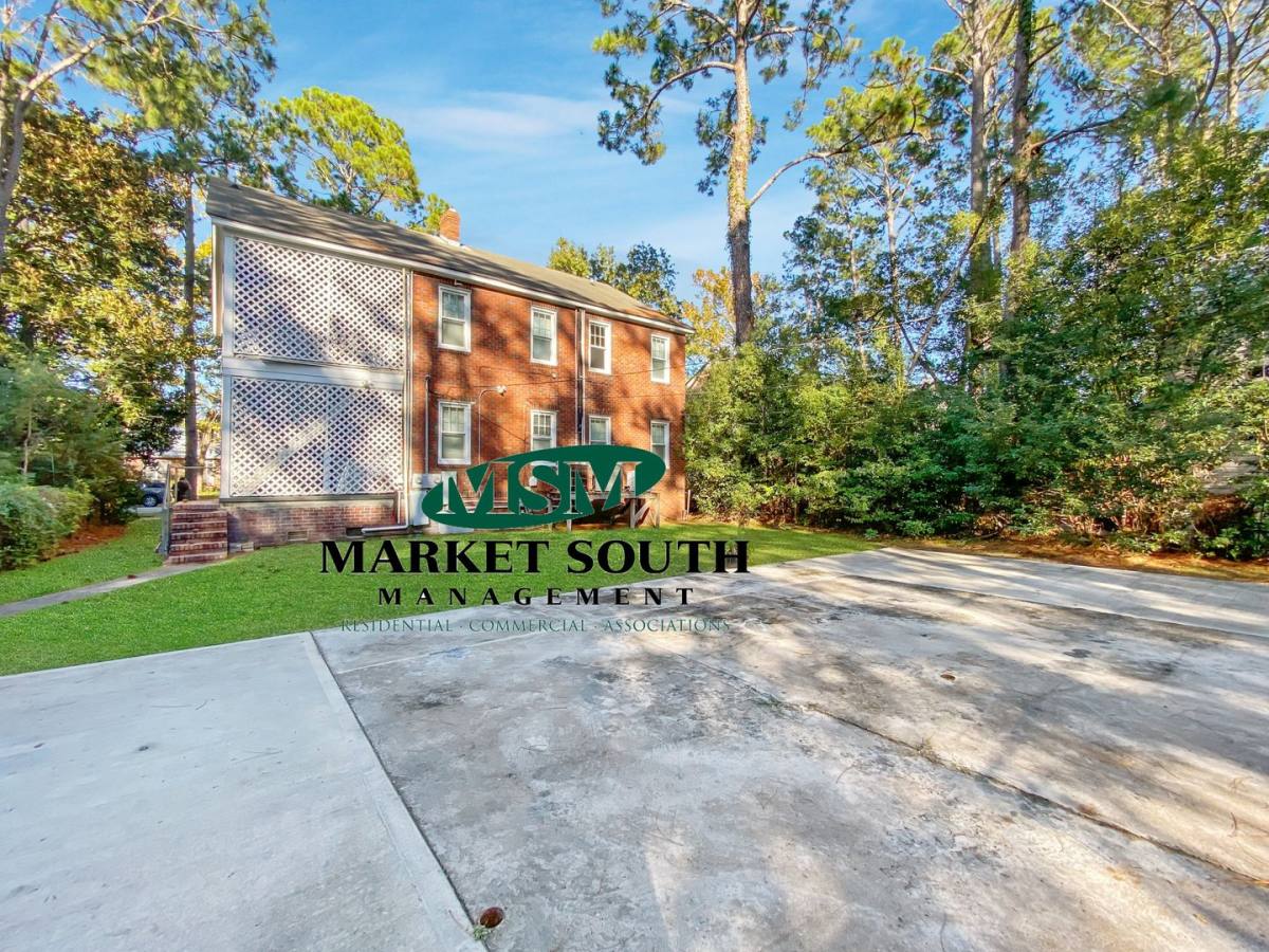 Apartment for rent at 219 E 56th St, Savannah, GA 31405