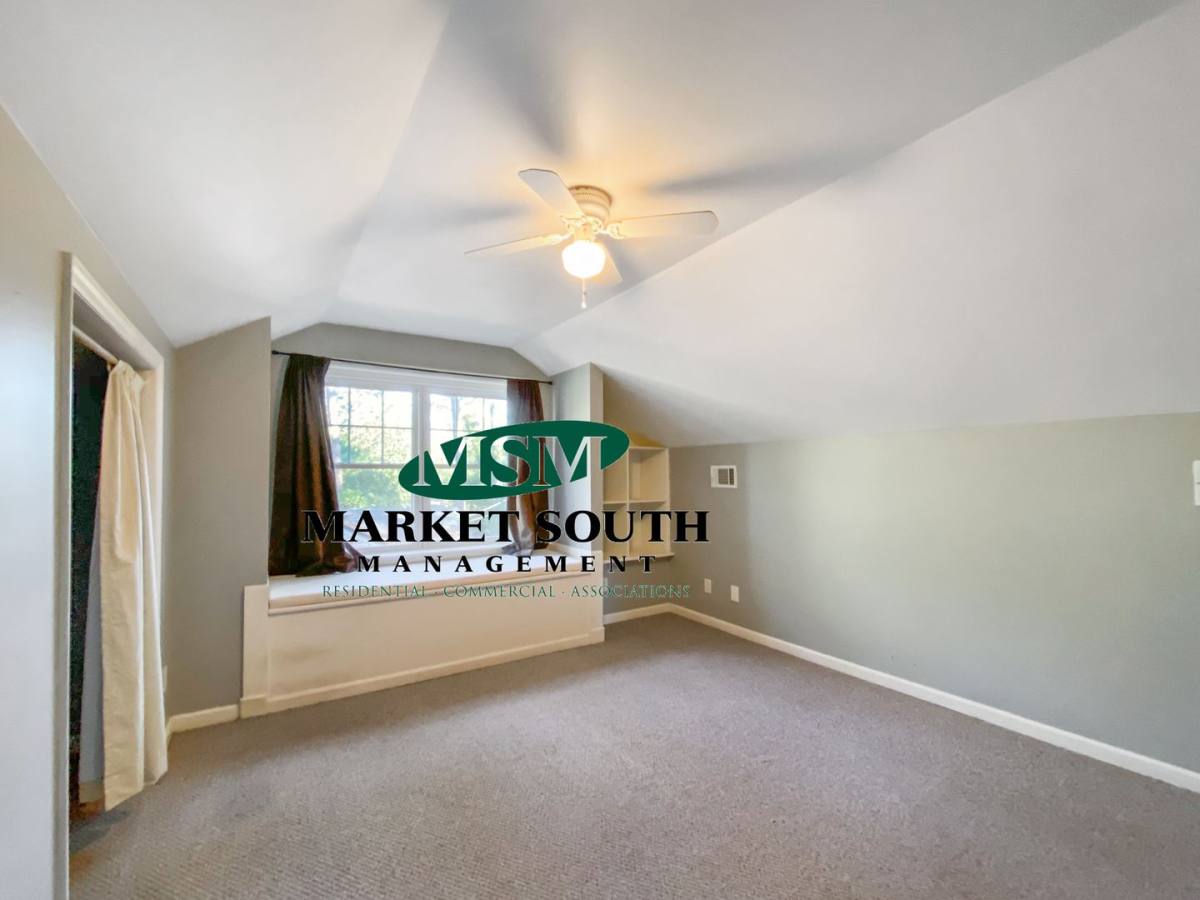 Apartment for rent at 219 E 56th St, Savannah, GA 31405