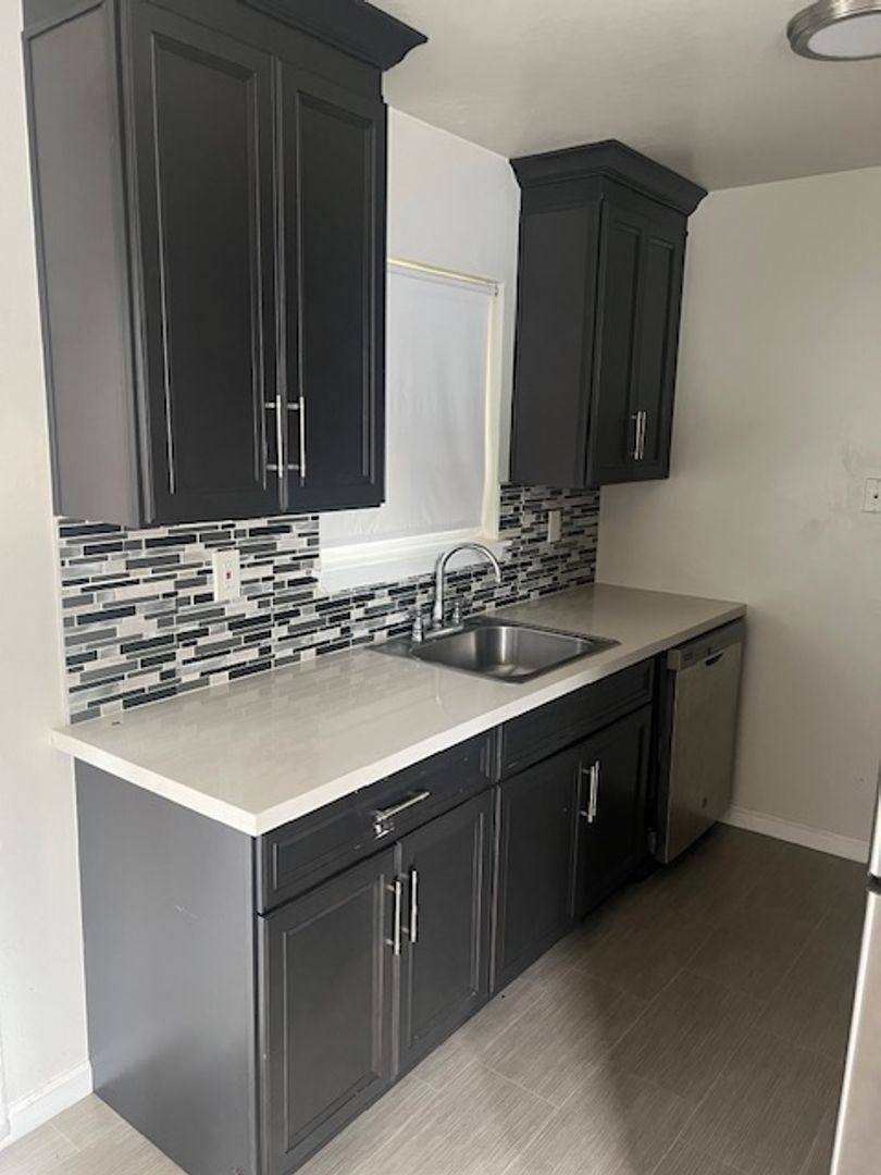 Apartment for rent at 1246 Ashby Ave, Berkeley, CA 94702