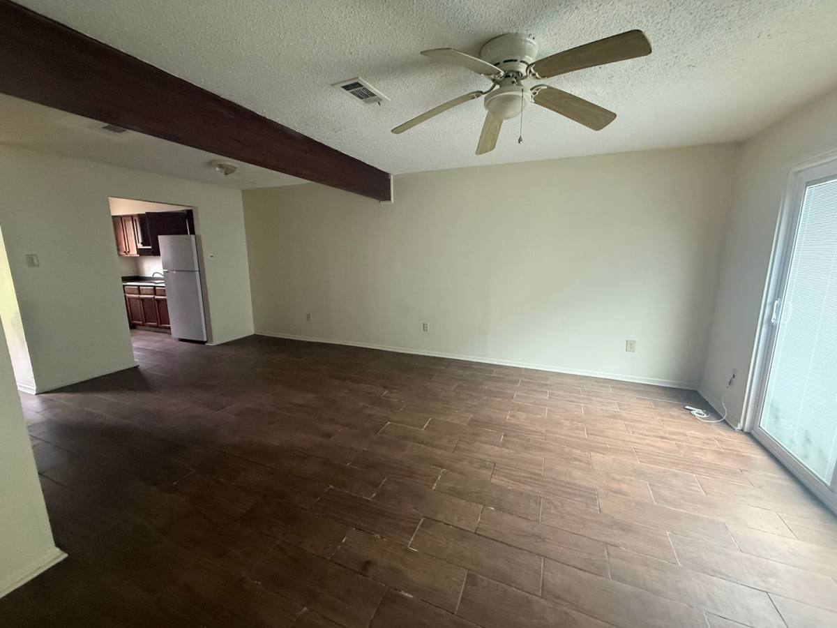 Apartment for rent at 1646 Jade Ave, Baton Rouge, LA 70810