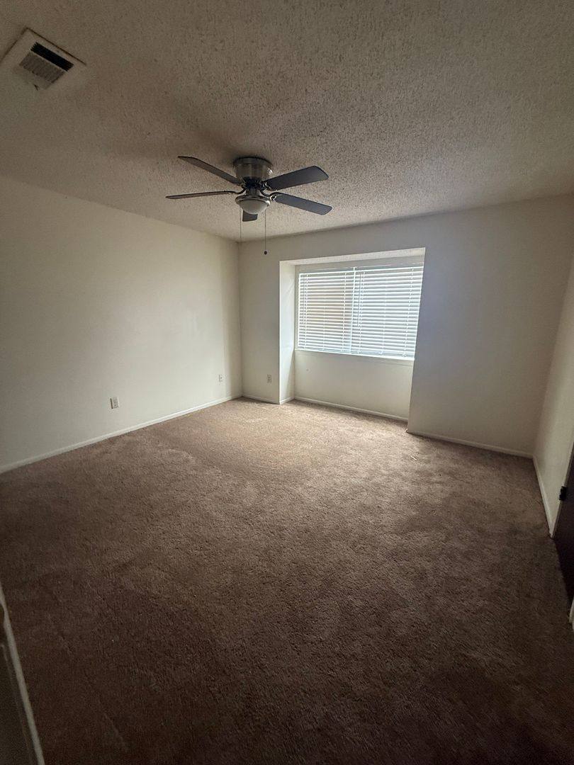Apartment for rent at 1646 Jade Ave, Baton Rouge, LA 70810
