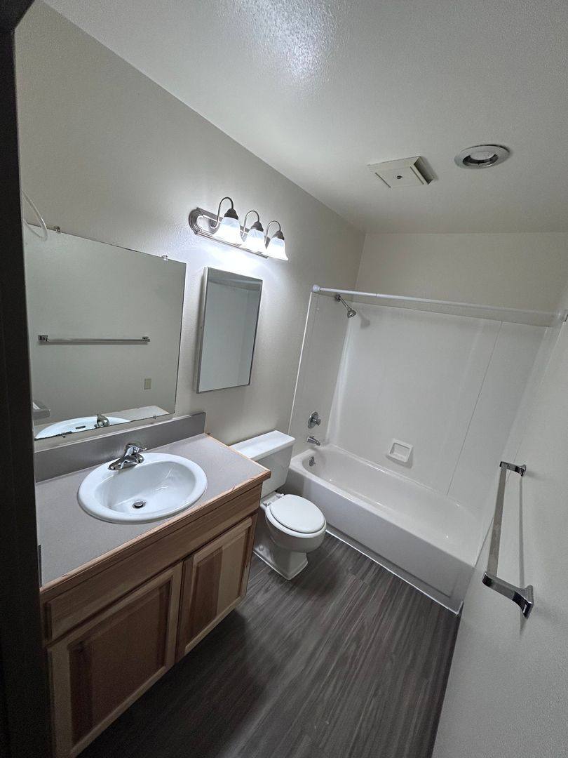 Apartment for rent at 425, 435, 445 Chicago St, Bandon, OR 97411