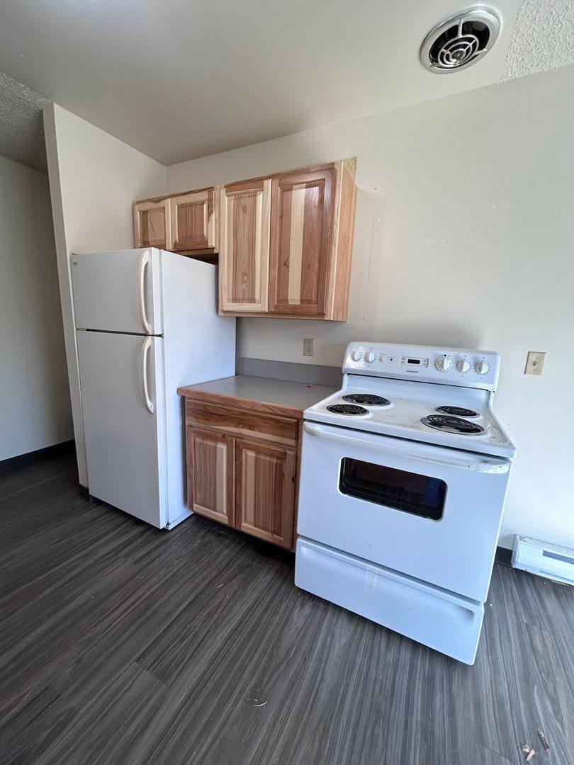Apartment for rent at 425, 435, 445 Chicago St, Bandon, OR 97411