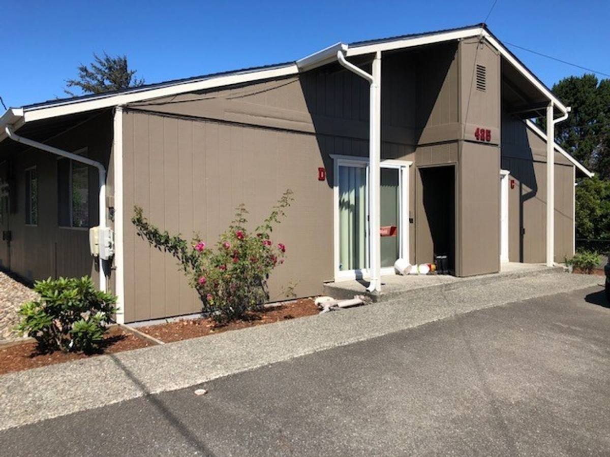 Apartment for rent at 425, 435, 445 Chicago St, Bandon, OR 97411