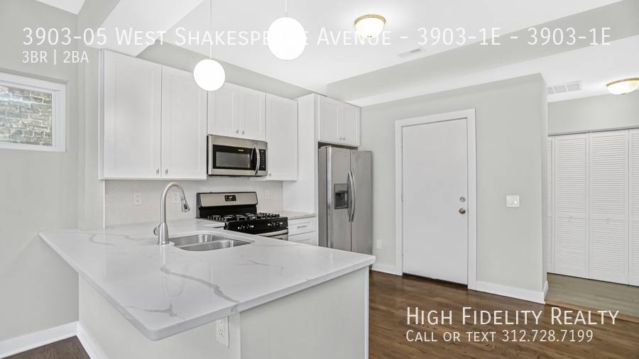 Apartment for rent at 3903-05 W Shakespeare Ave #1E, Chicago, IL 60647