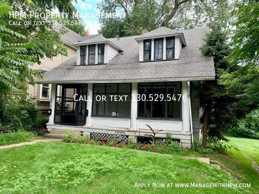 Apartment for rent at 202 W Long St #202, Akron, OH 44301