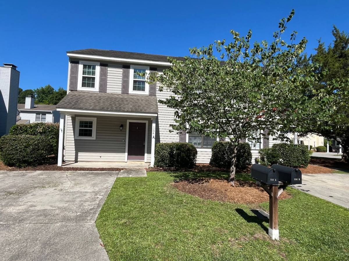 Apartment for rent at 154 Lullwater Dr, Wilmington, NC 28403