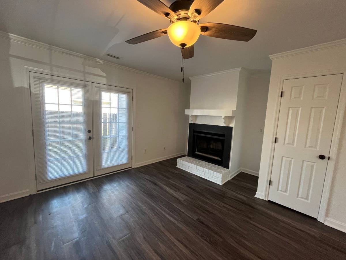 Apartment for rent at 154 Lullwater Dr, Wilmington, NC 28403