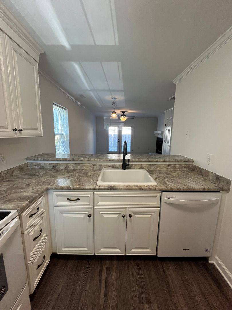 Apartment for rent at 154 Lullwater Dr, Wilmington, NC 28403