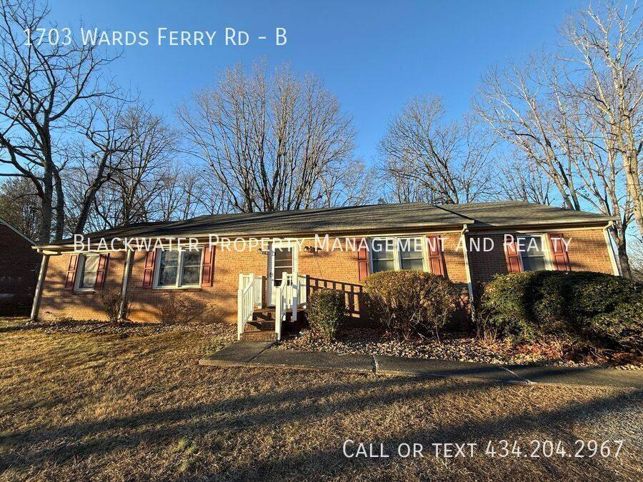 Apartment for rent at 1703 Wards Ferry Rd #B, Lynchburg, VA 24502
