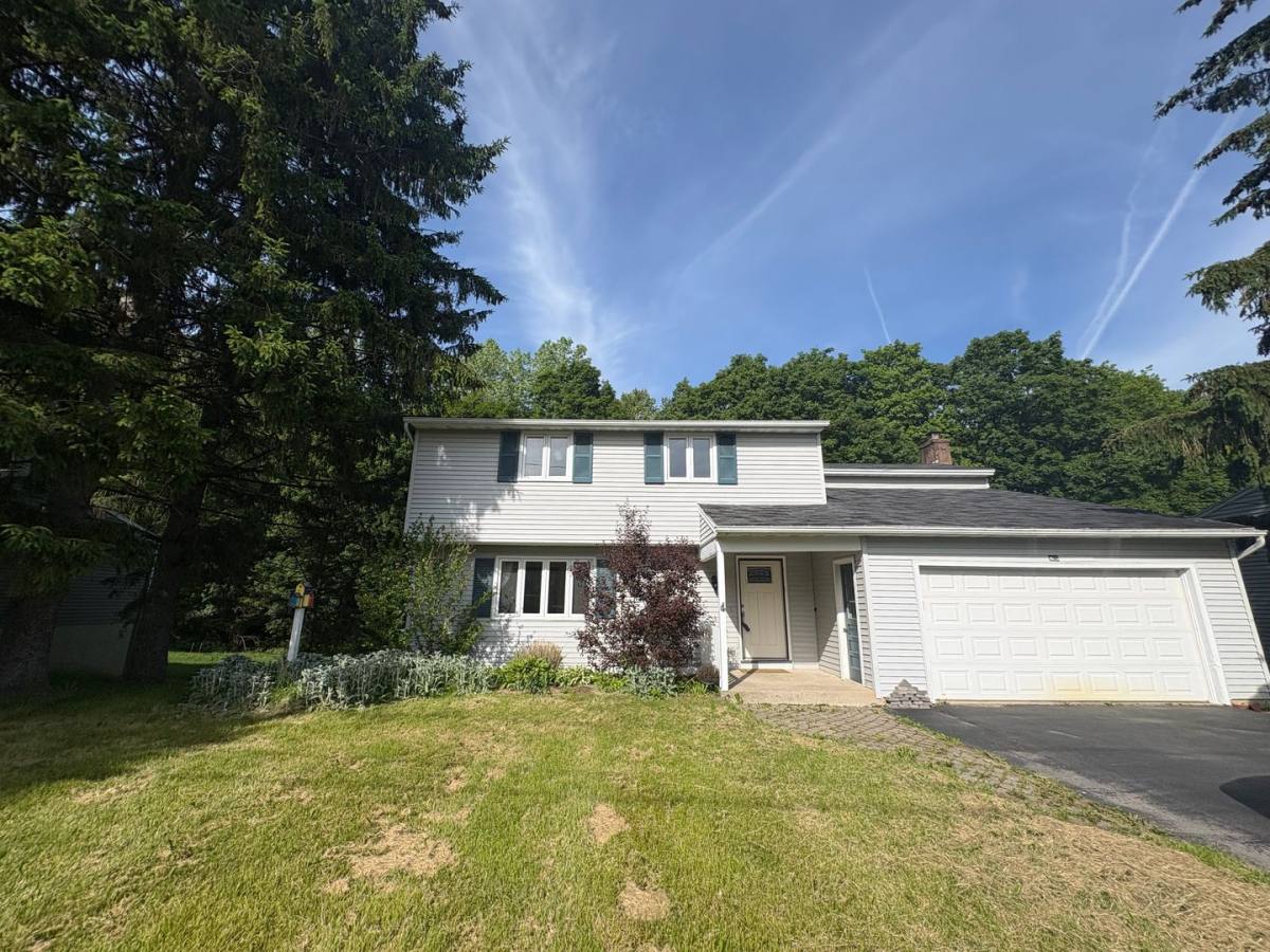 House for rent at 5250 Longridge Rd, Jamesville, NY 13078