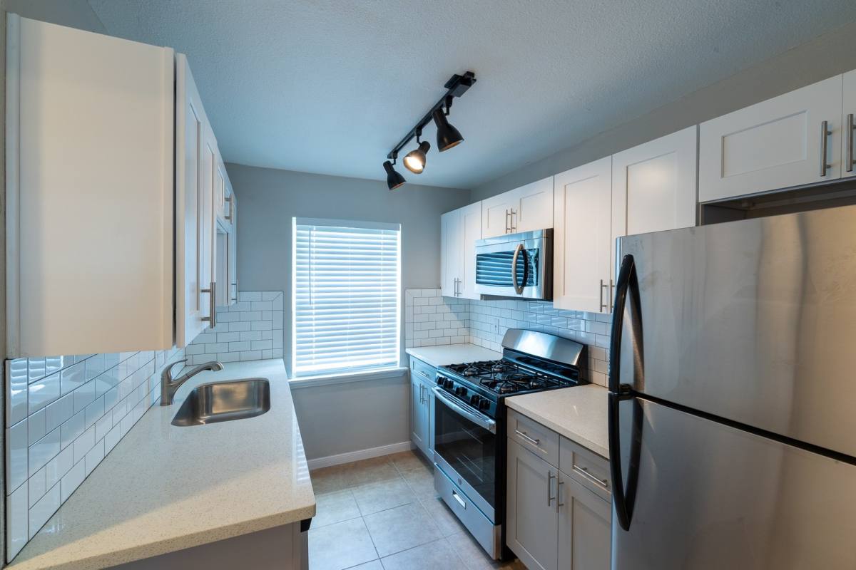 Apartment for rent at 2501 Delano St, Houston, TX 77004