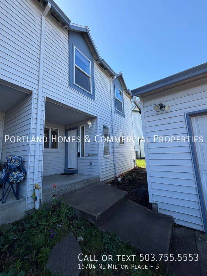 Apartment for rent at 15704 NE Milton Place #B, Portland, OR 97230