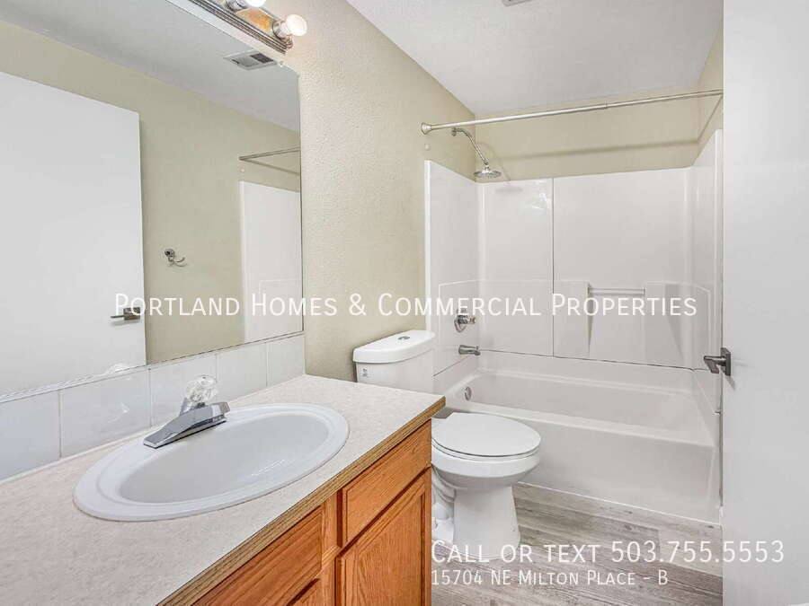 Apartment for rent at 15704 NE Milton Place #B, Portland, OR 97230
