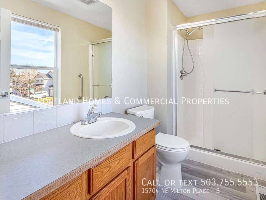 Apartment for rent at 15704 NE Milton Place #B, Portland, OR 97230