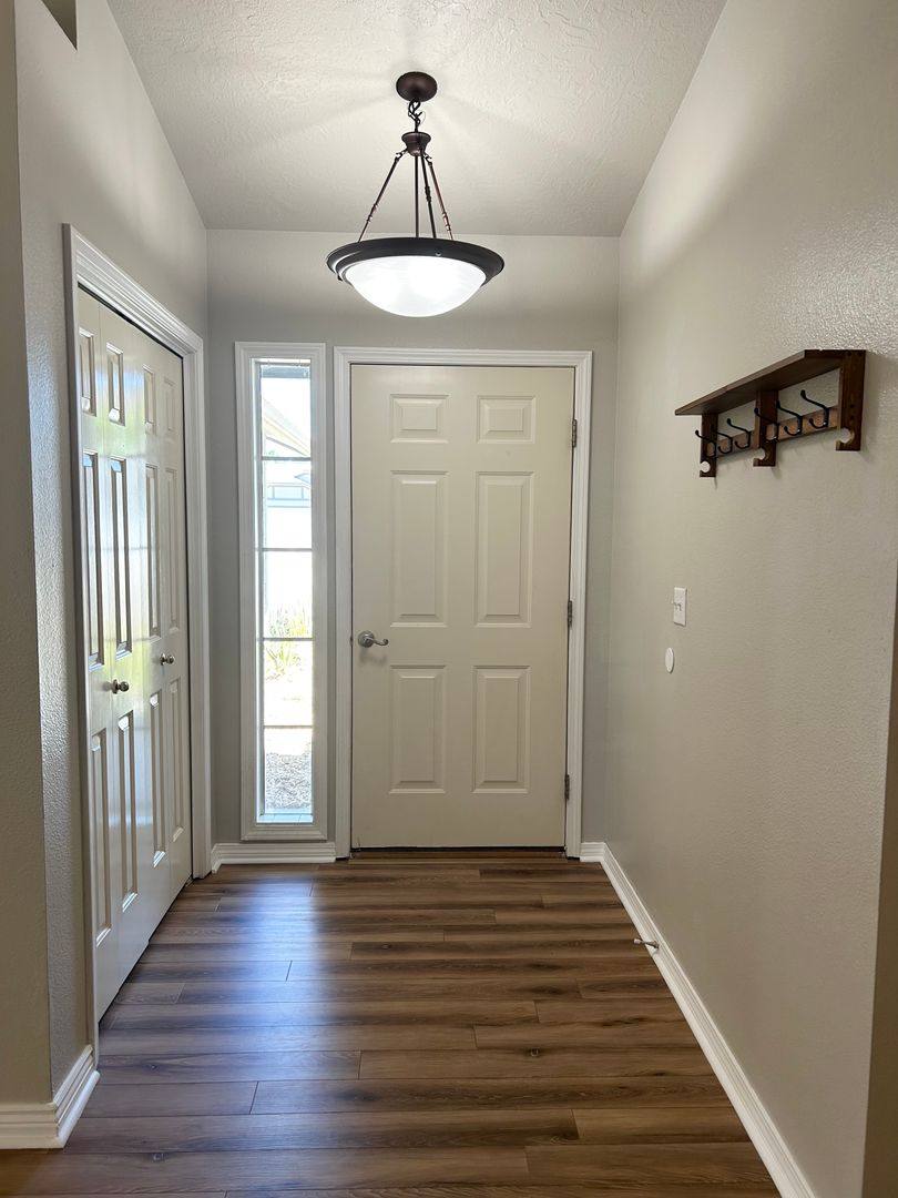 House for rent at 1685 NW 13th St, Meridian, ID 83646