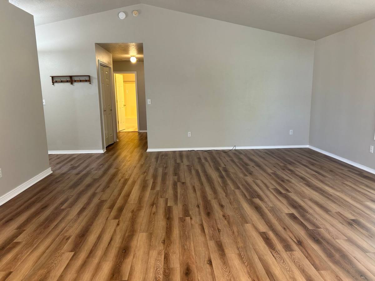 House for rent at 1685 NW 13th St, Meridian, ID 83646