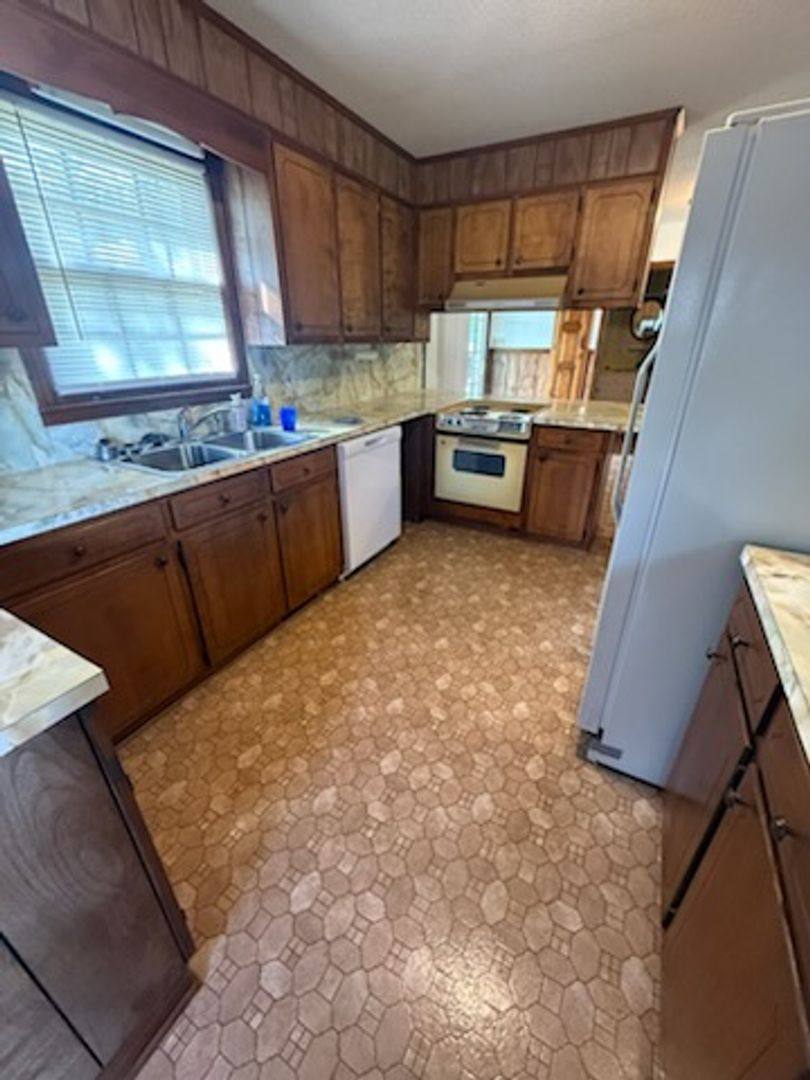 House for rent at 7176 New Hope Rd, Denton, NC 27239