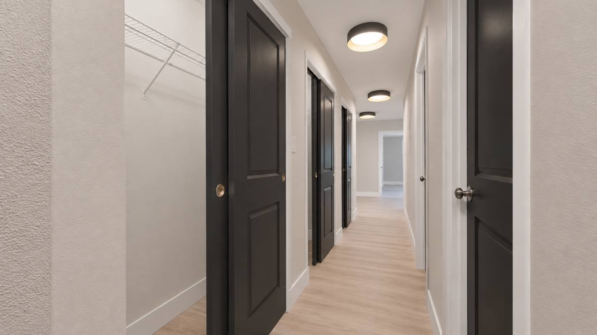 Apartment for rent at 6266 Nottingham Ave, Saint Louis, MO 63109