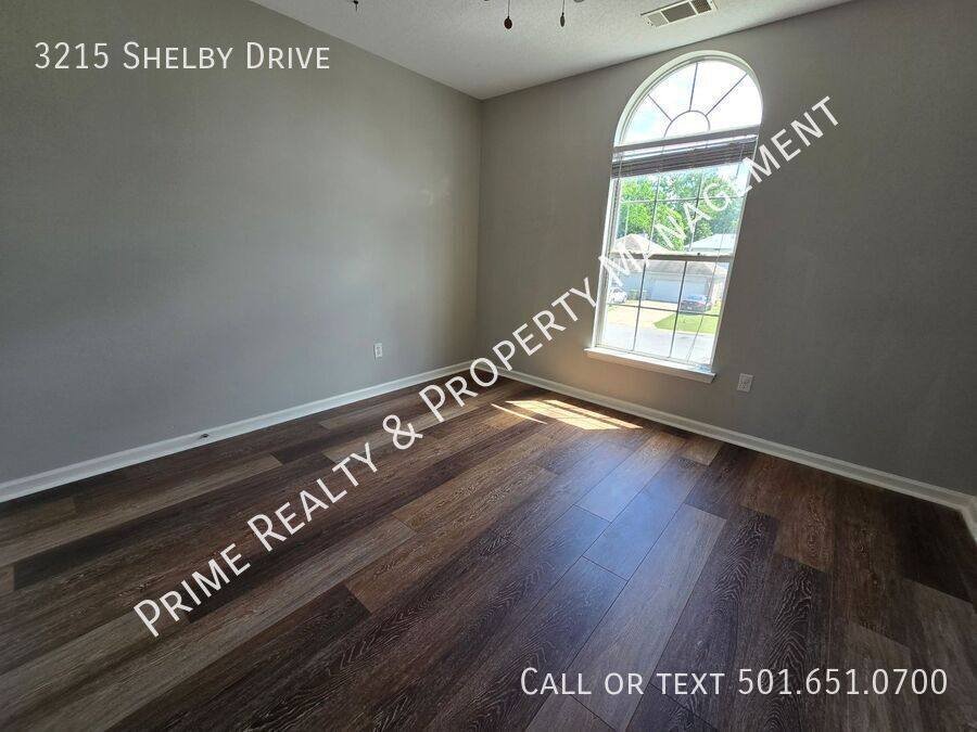 House for rent at 3215 Shelby Dr, Benton, AR 72015