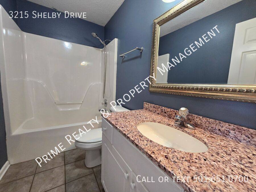 House for rent at 3215 Shelby Dr, Benton, AR 72015