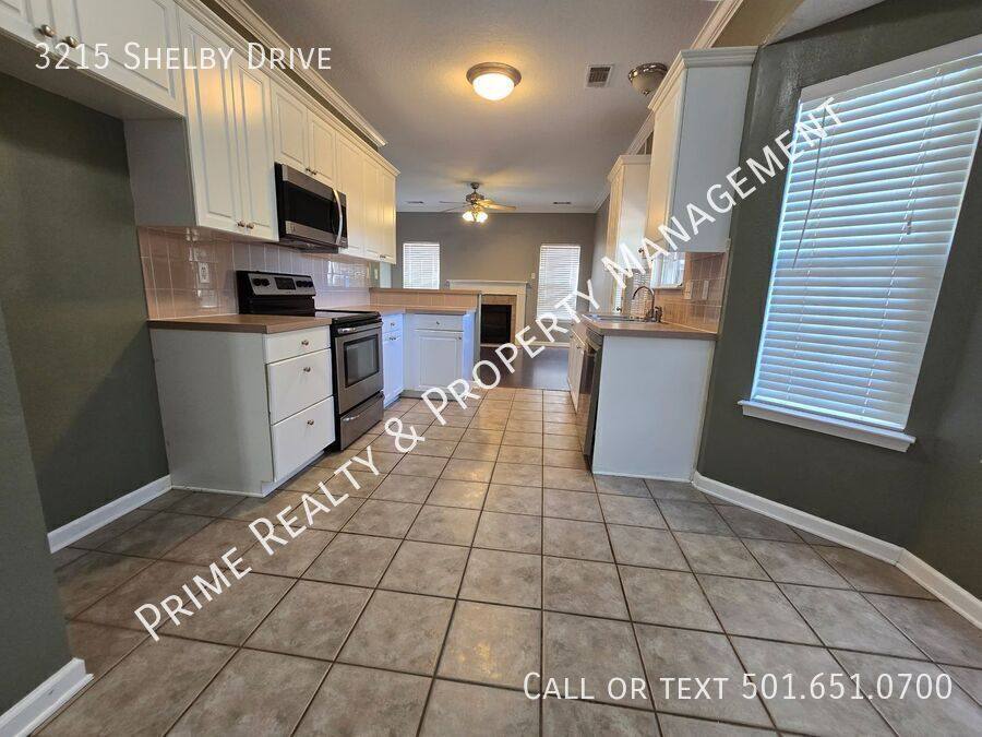 House for rent at 3215 Shelby Dr, Benton, AR 72015