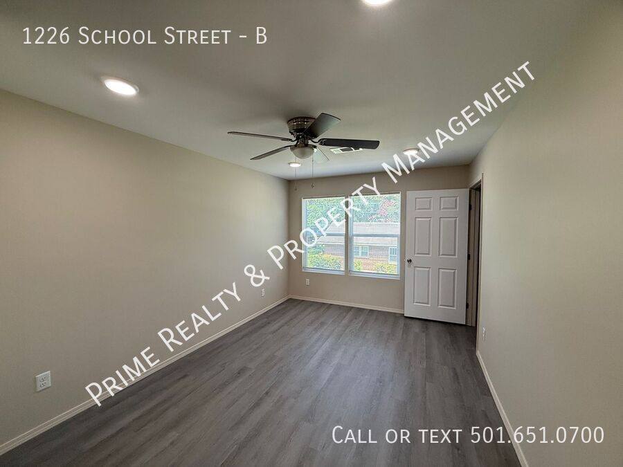 Apartment for rent at 1226 School St #B, Malvern, AR 72104