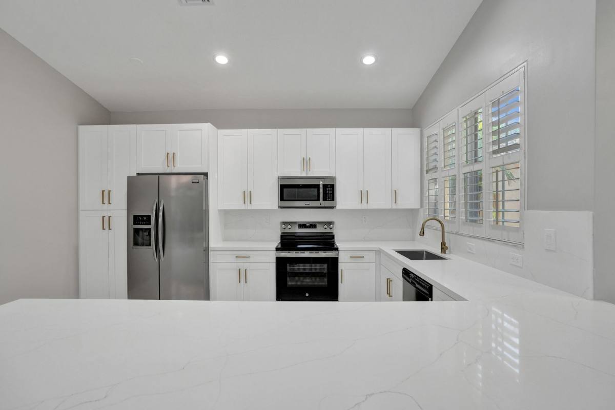 House for rent at 5885 NW 121st Terrace, Pompano Beach, FL 33076