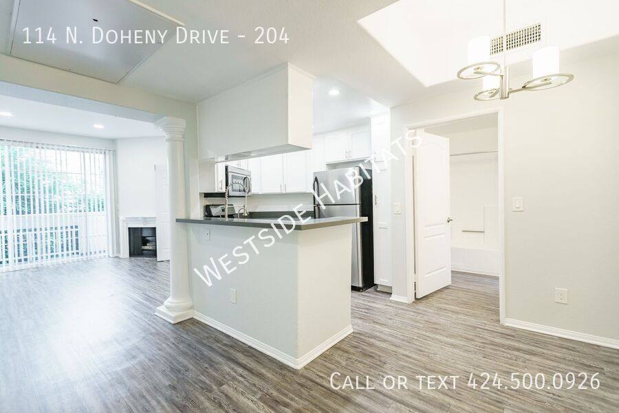 Apartment for rent at 114 N Doheny Dr #204, Los Angeles, CA 90048