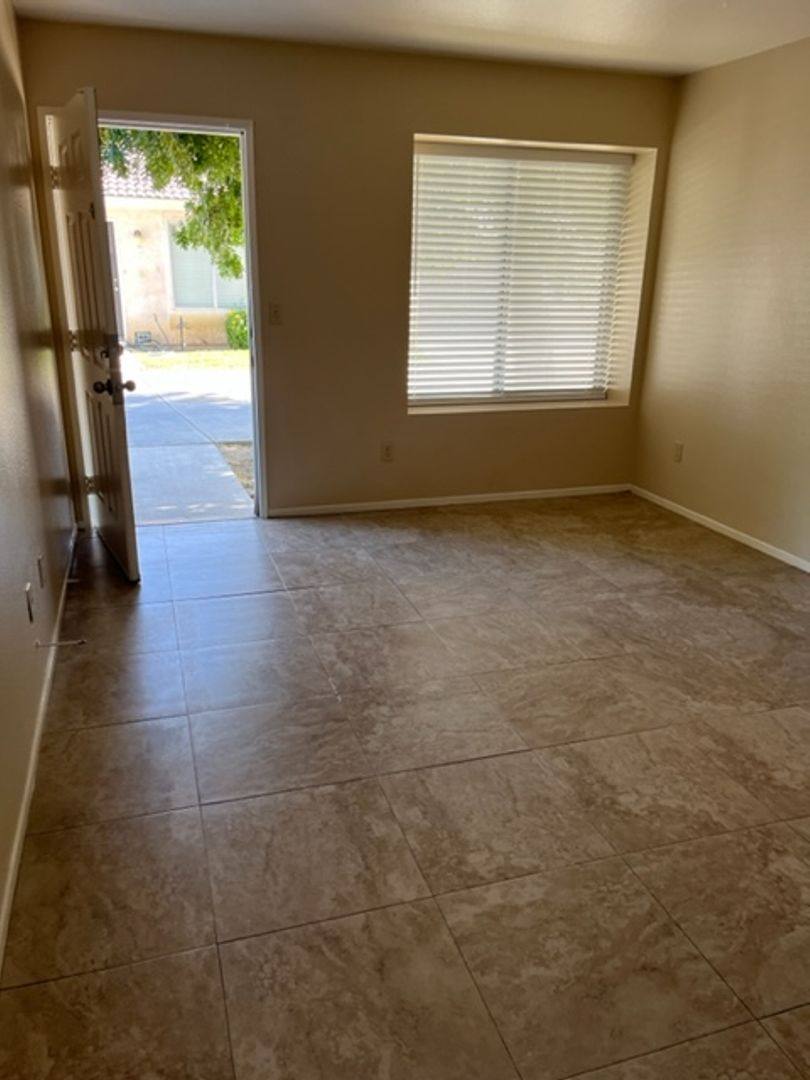 Apartment for rent at 3104 Brookfield Loop, Bakersfield, CA 93311
