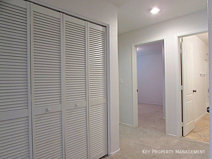 Townhouse for rent at 1362 Crystal Hill Lane #2, Henderson, NV 89012