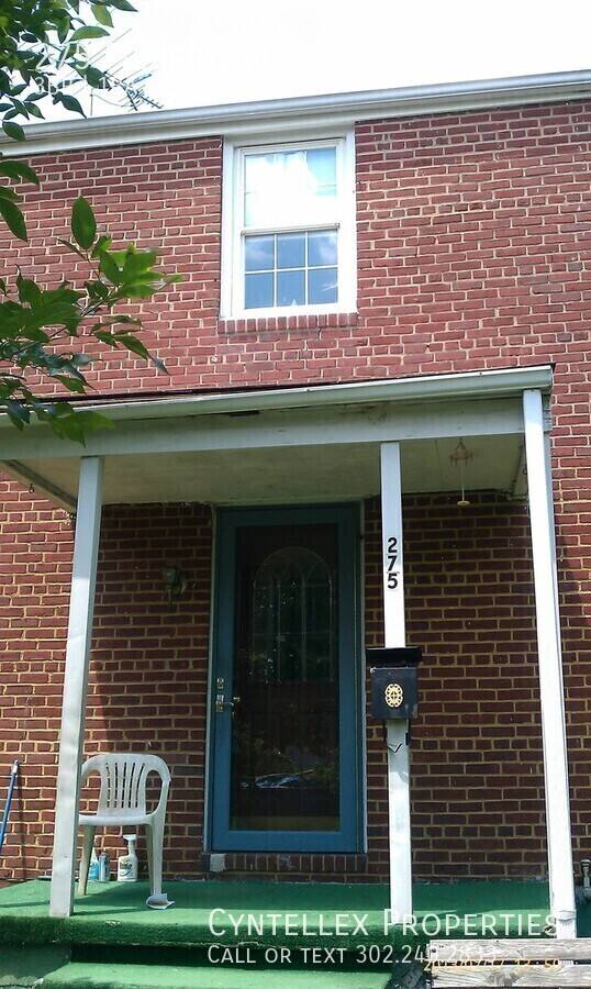 Townhouse for rent at 275 Filbert Ave, Wilmington, DE 19805
