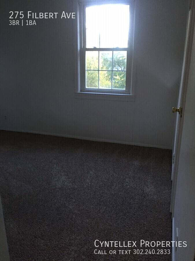 Townhouse for rent at 275 Filbert Ave, Wilmington, DE 19805