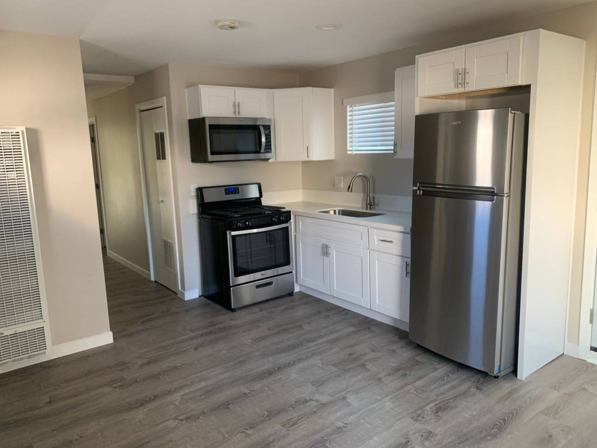 Townhouse for rent at 4843 Art St, San Diego, CA 92115